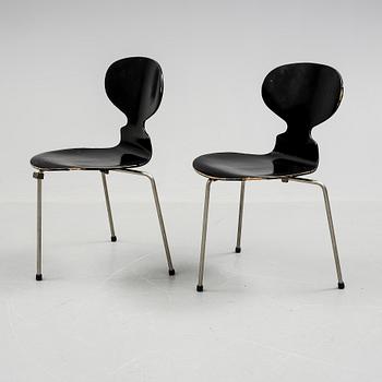 STOLAR, 2 st, "Myran", Arne Jacobsen, Fritz Hansen, 1900-talets mitt.