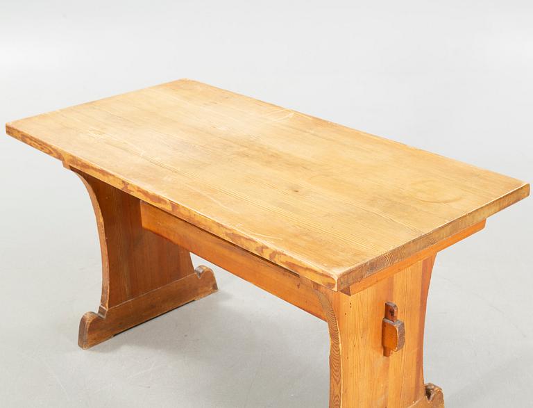 A "Lovö"-dining table for Nordiska Kompaniet,  first half of the 20th century.