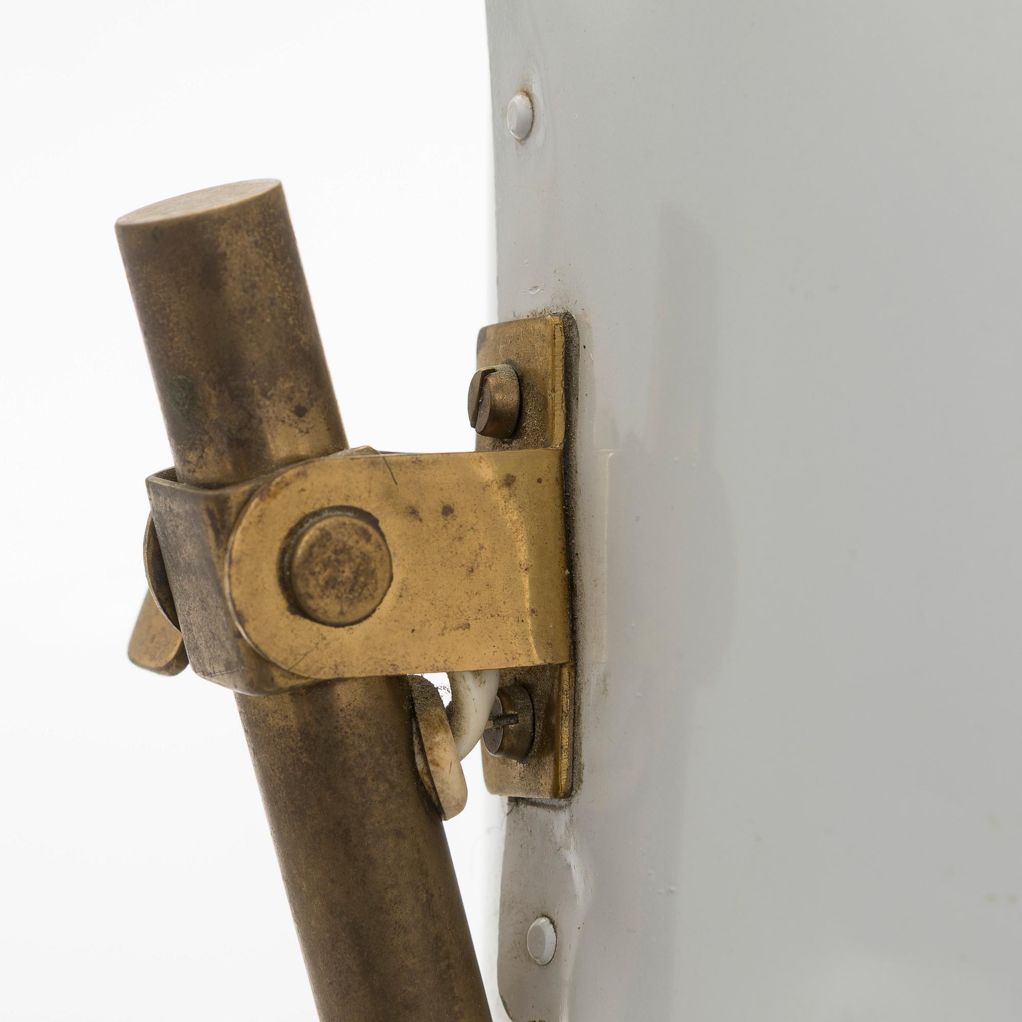 Paavo Tynell, bordslampa, modell 9227, Idman 1900-talets mitt.