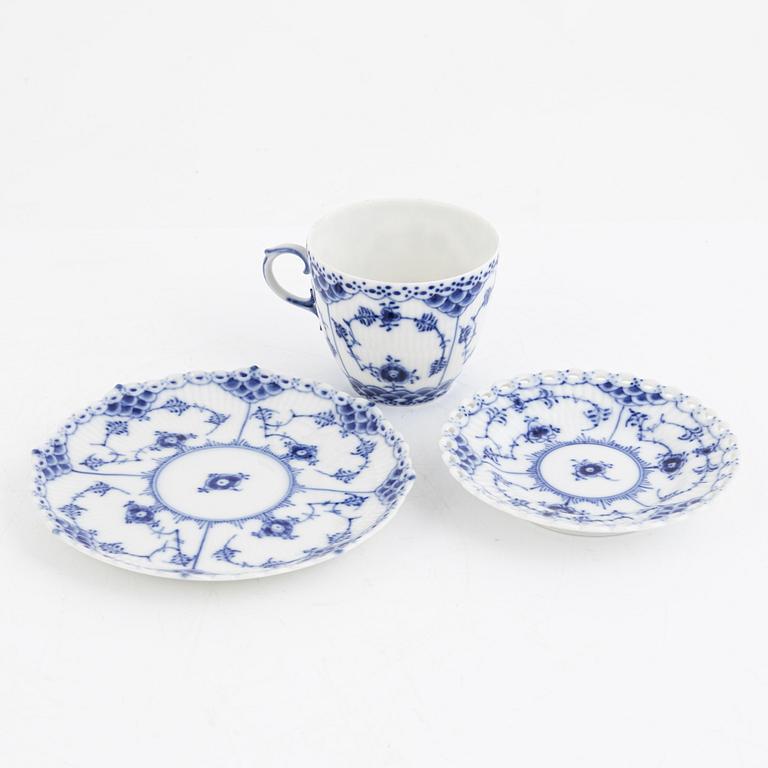 34 pieces of a porcelain "Musselmalet" full lace service, Royal Copenhagen, Denmark.
