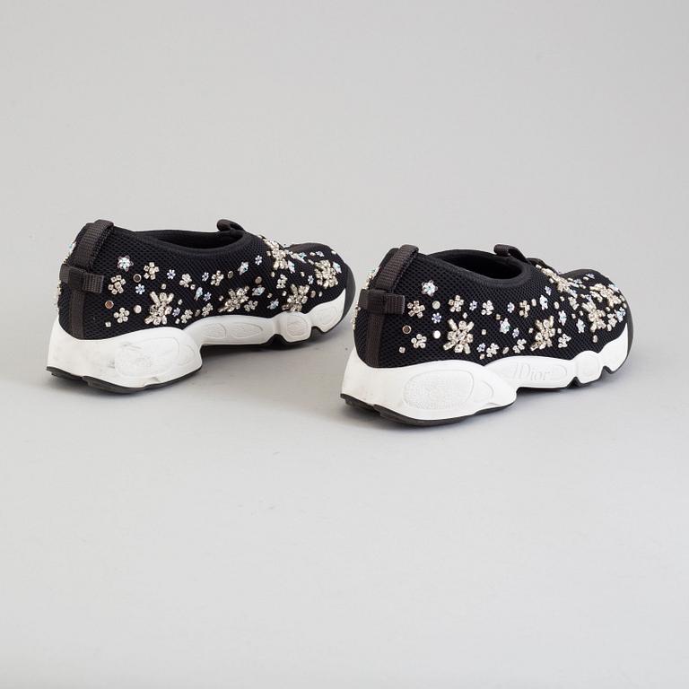 a pair of CHRISTIAN DIOR 'Dior Fusion' sneakers, size 39.