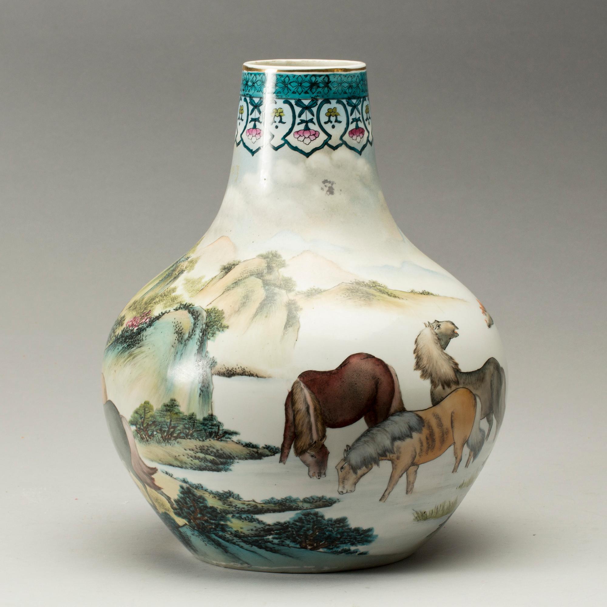 URNA, porslin, Kina, 1900-tal.