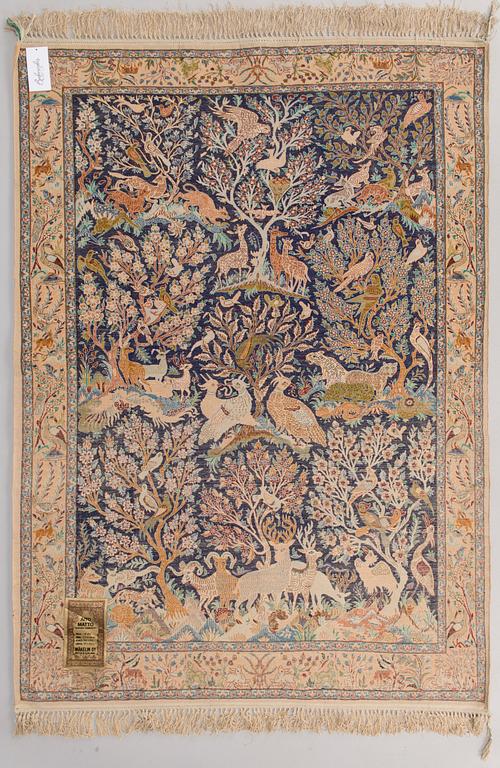 CARPET, old, Isfahan. Circa 156 x 111 cm.