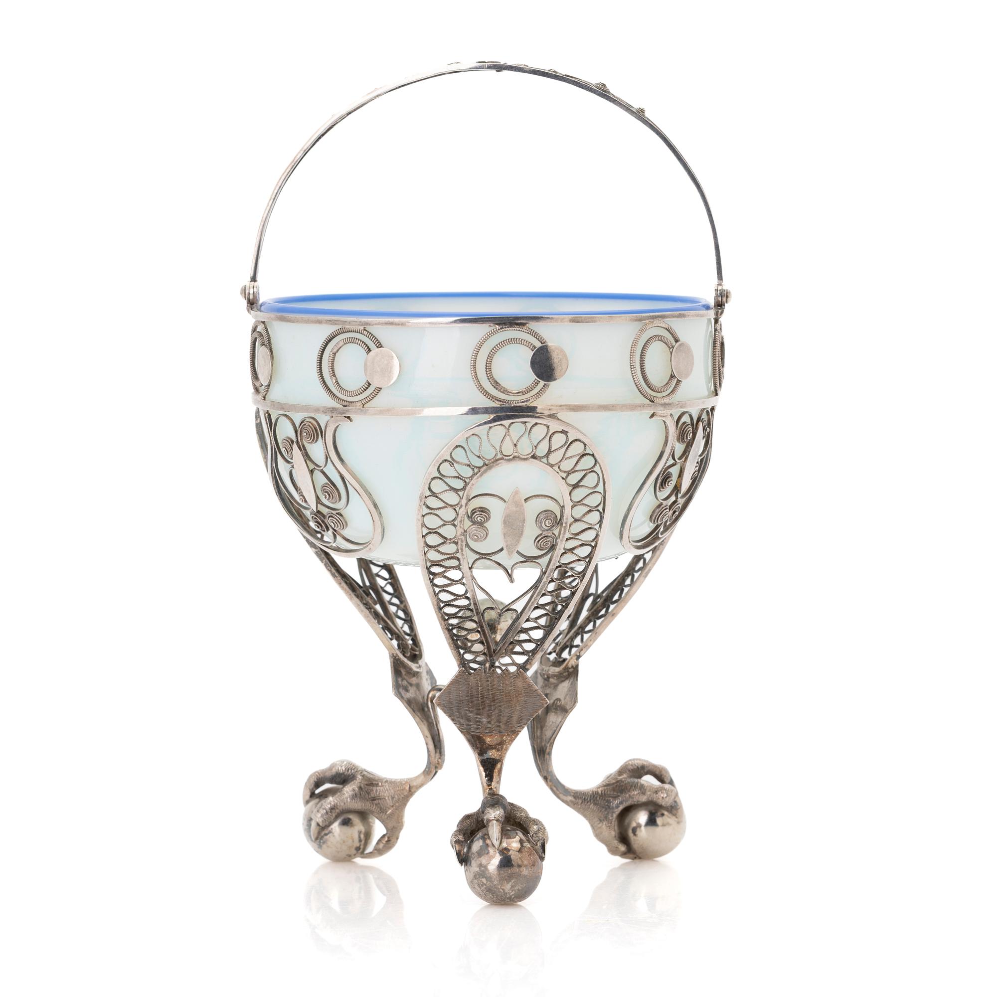 Sweet dish, silver, 19th century.