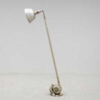 VÄGGLAMPA, industri, Triplex-pendel, Johan Petter Johansson, 1900-talets första hälft.