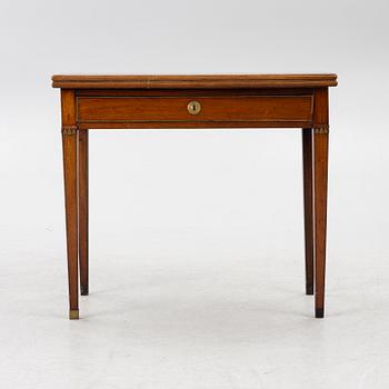 A late Gustavian mahogany games table, 18th century.