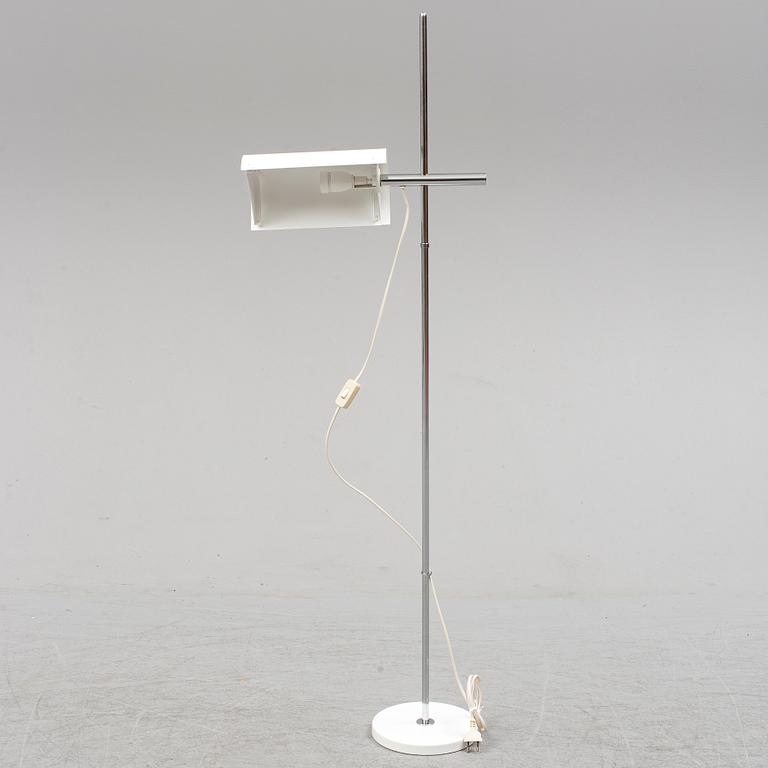 BEN AF SCHULTEN, a BS812 standard light from Artek, Finland.