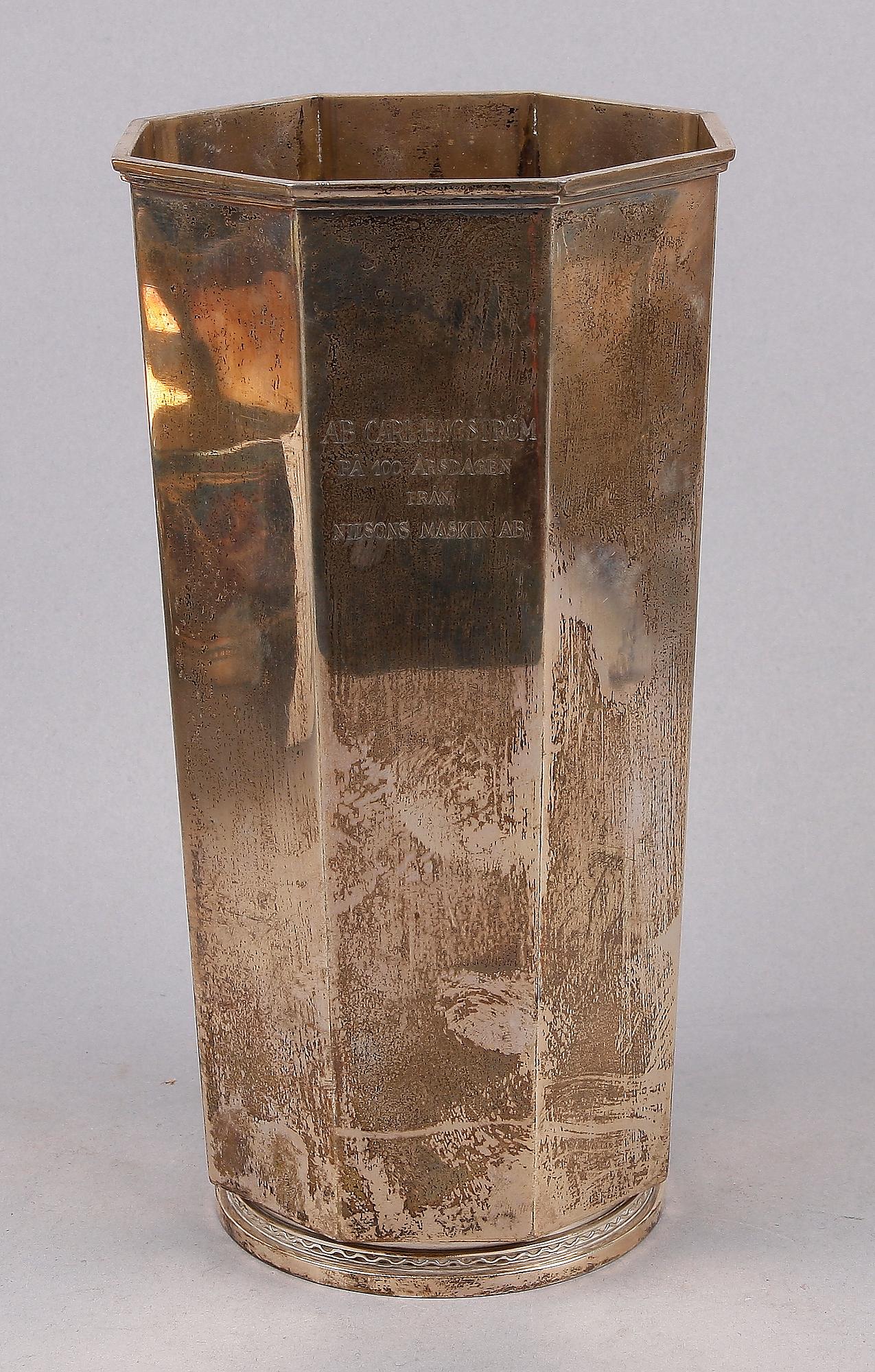 VAS, silver, Atelier Borgila Stockholm 1963. Vikt ca 665 gram.