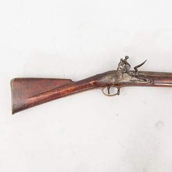 Flintlåsgevär med bajonett, Tower och I Salter, 1800-talets första hälft.