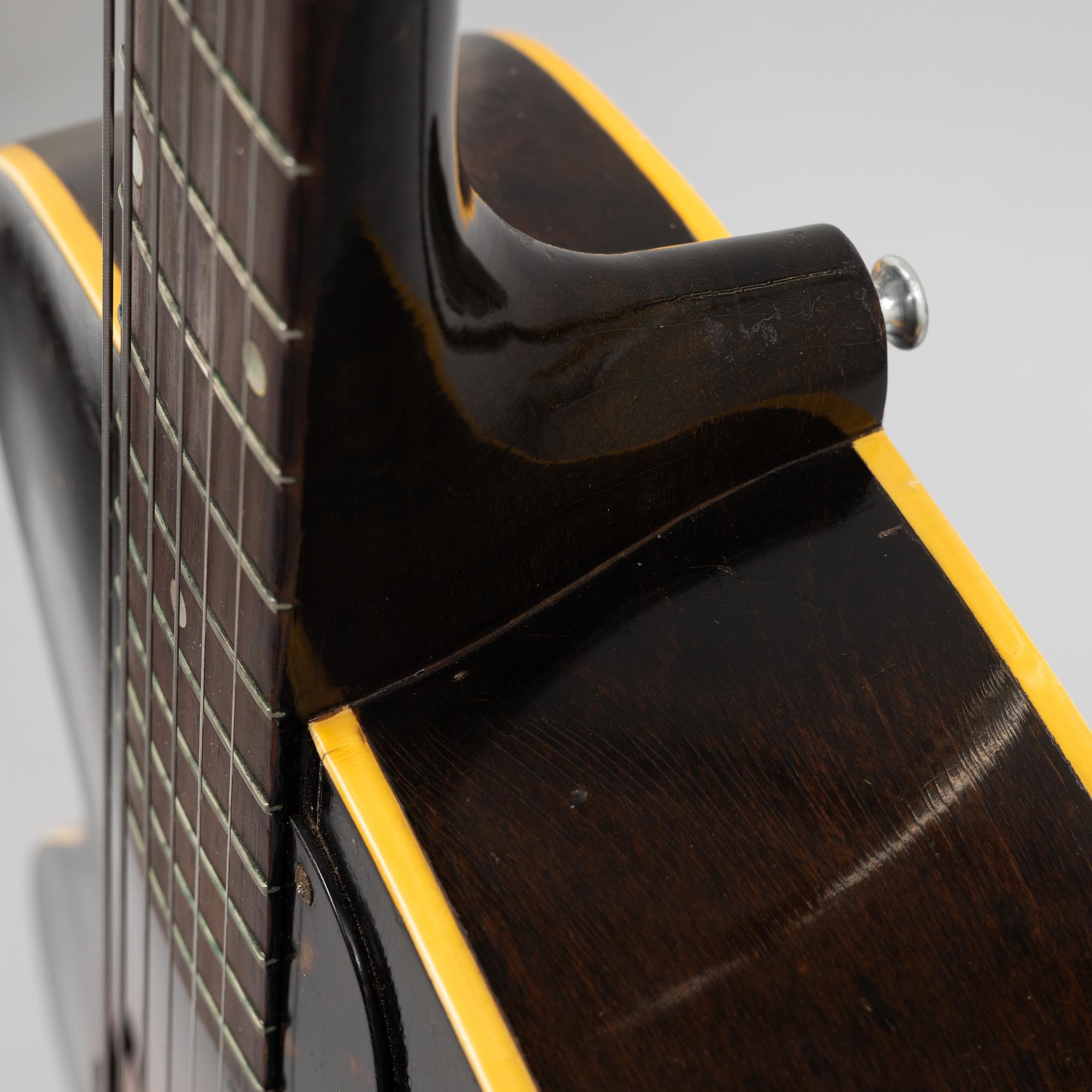 Gibson, "ES-150", semi-acoustic guitar, 1941, USA.