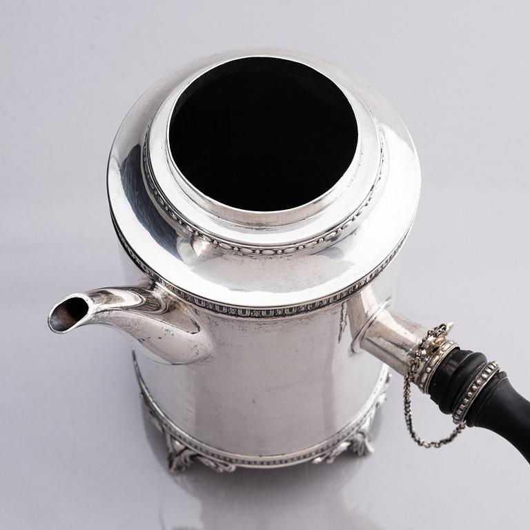 A Swedish Gustavian 18th century silver coffee-pot, mark of Simson Ryberg, Stockholm 1782.
