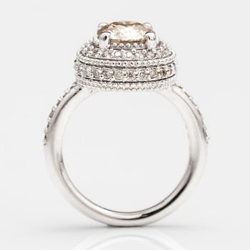 RING, 18K vitguld, briljantslipade diamanter ca 2.04 ct tot. Med IGL-certificat.