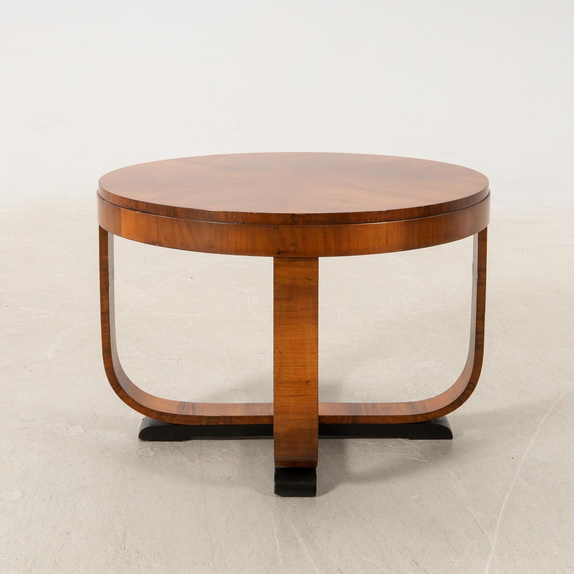 Coffee table Art Deco first half of the 20th century.