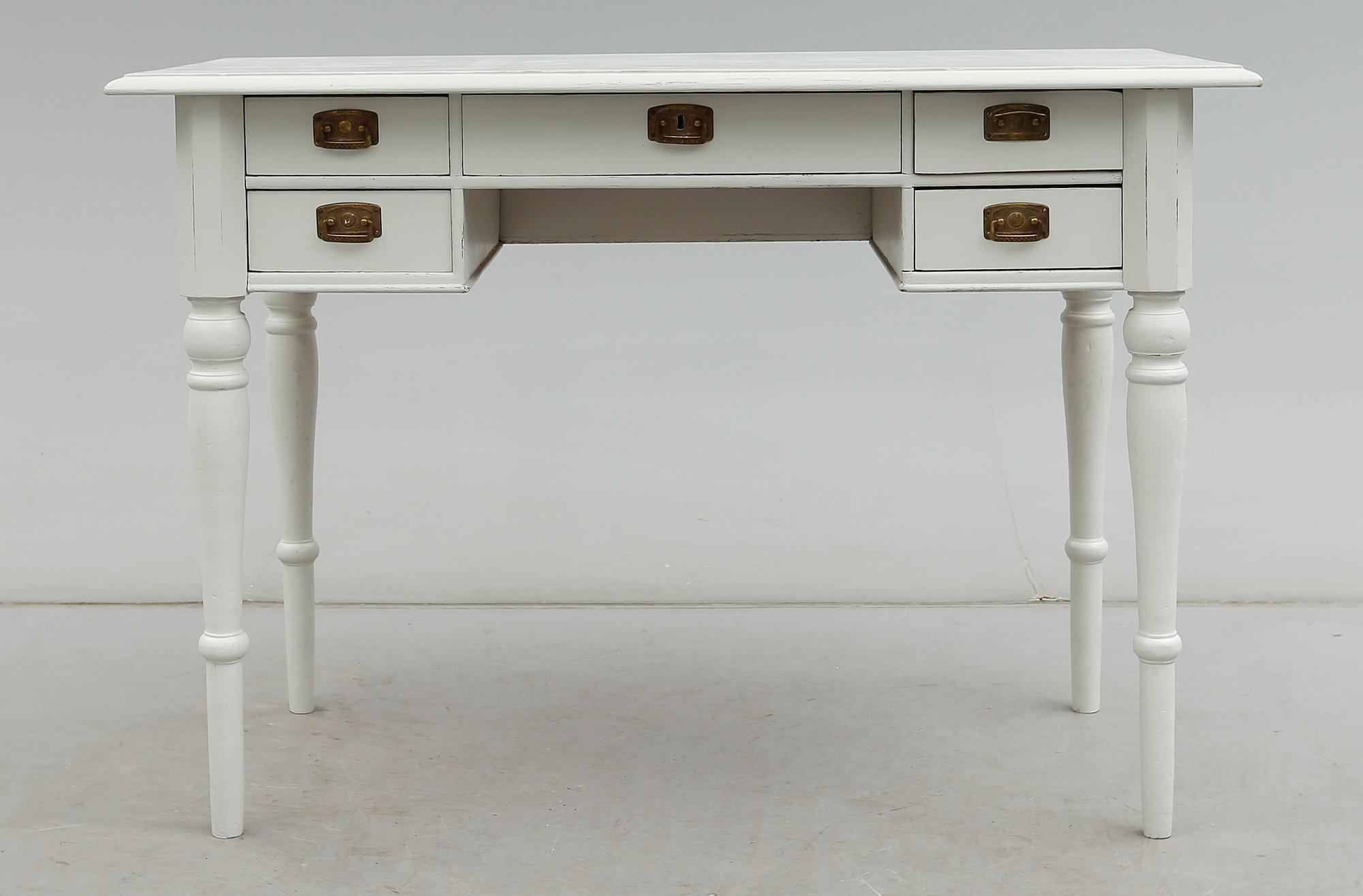SKRIVBORD, 1800-talets andra hälft.