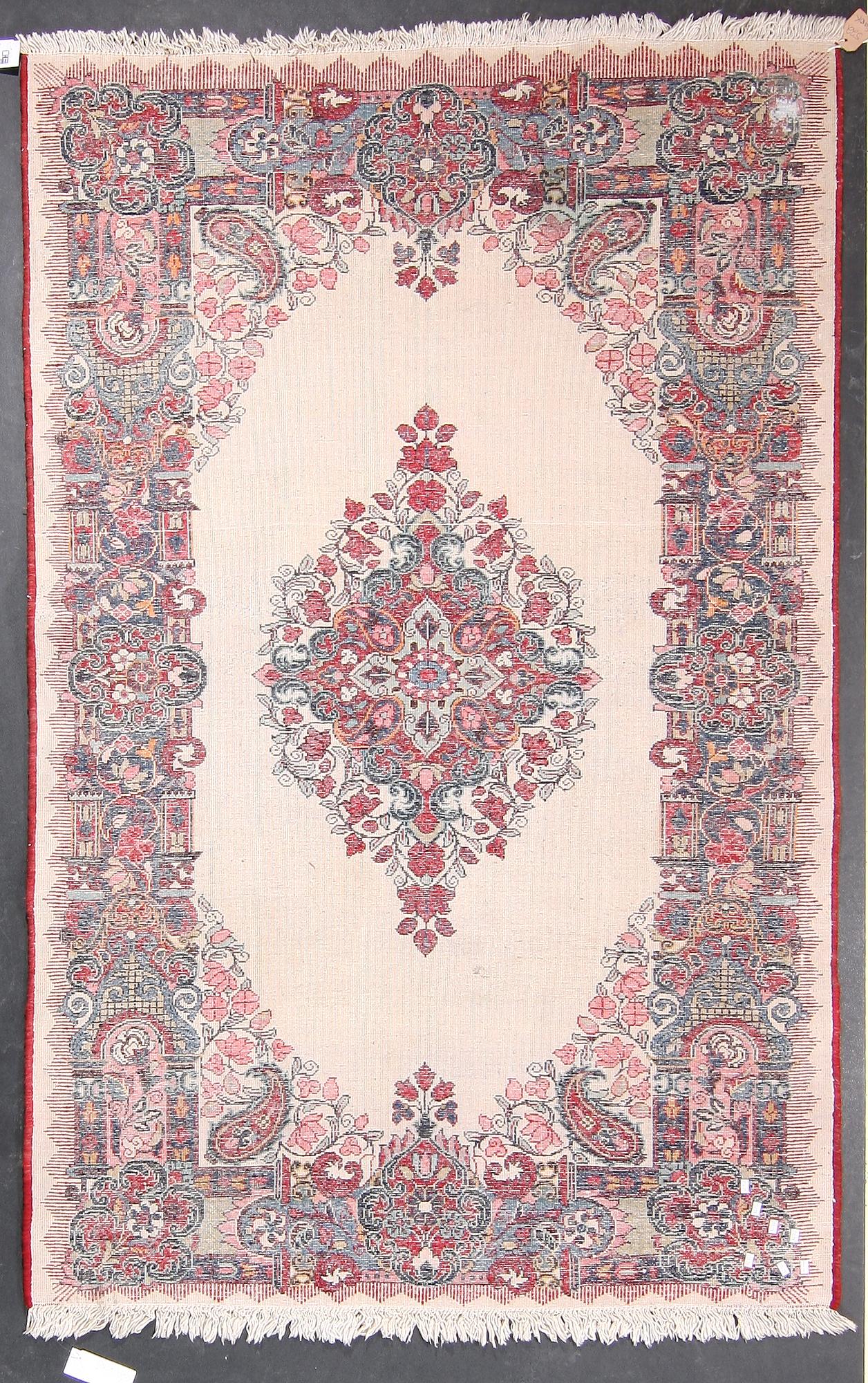 MATTA, Sarouk, 195 x 123.