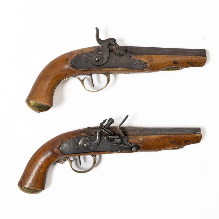 Flintlåspistol och slaglåspistol, Sverige, 1800-tal.