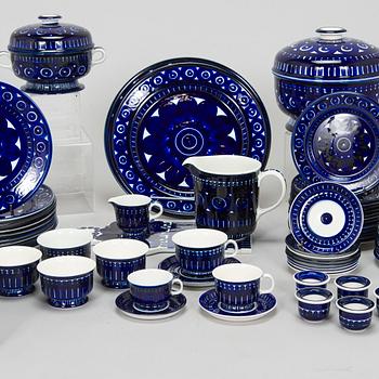 Ulla Procopé, mat- och kaffeservis, 82 delar, "Valencia", Arabia 1960-tal.