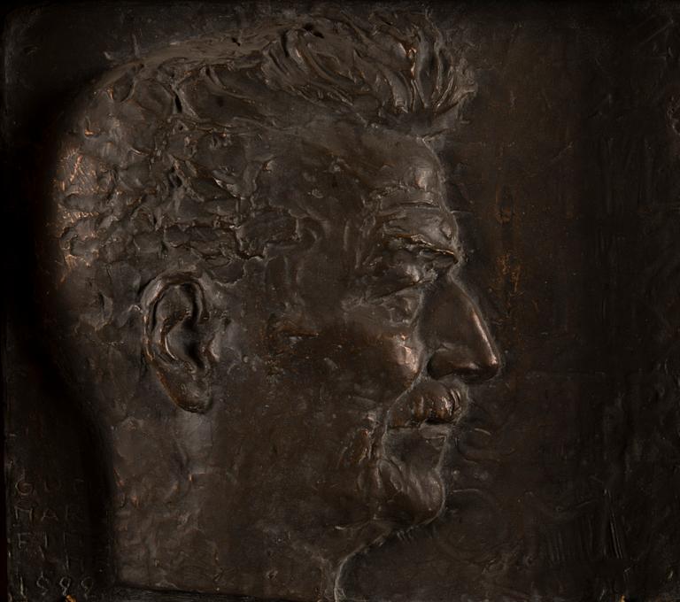 GUNNAR FINNE, relief, bronze, signed and dated 1922.