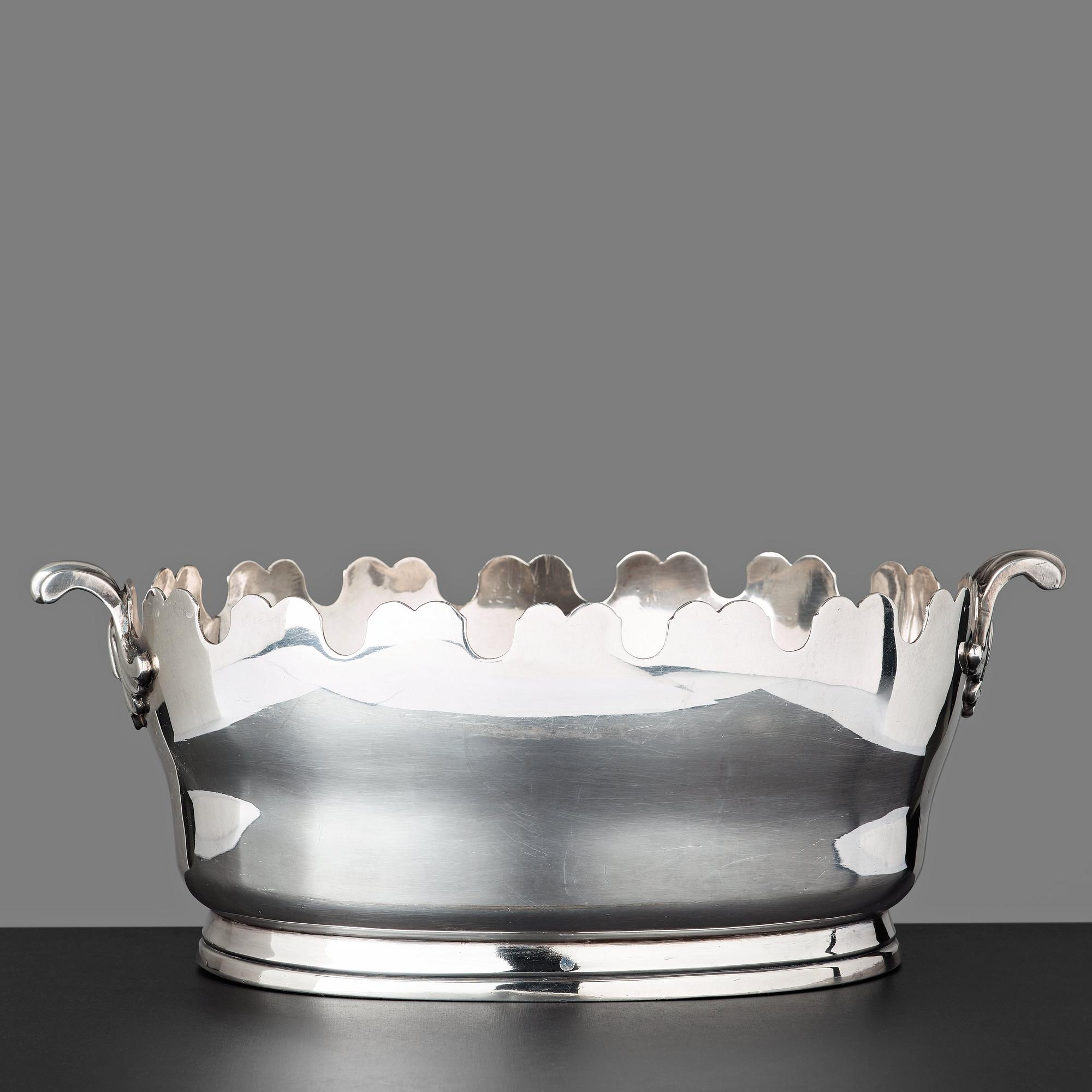 GLASSKÖLJARE, rokoko, 1700-talets andra hälft.