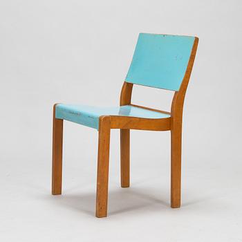 Alvar Aalto, a mid-20th century '611' chair for O.Y. Huonekalu- ja Rakennustyötehdas A.B.