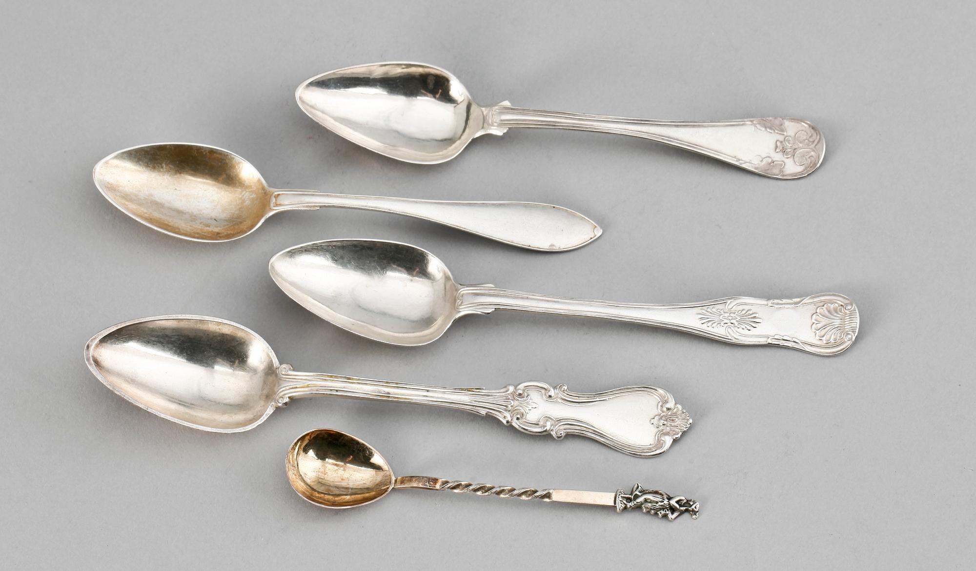 PARTI BESTICK, 26 delar, silver, bl.a. Sverige, 1800/1900-tal. Tot vikt ca 430 gram.