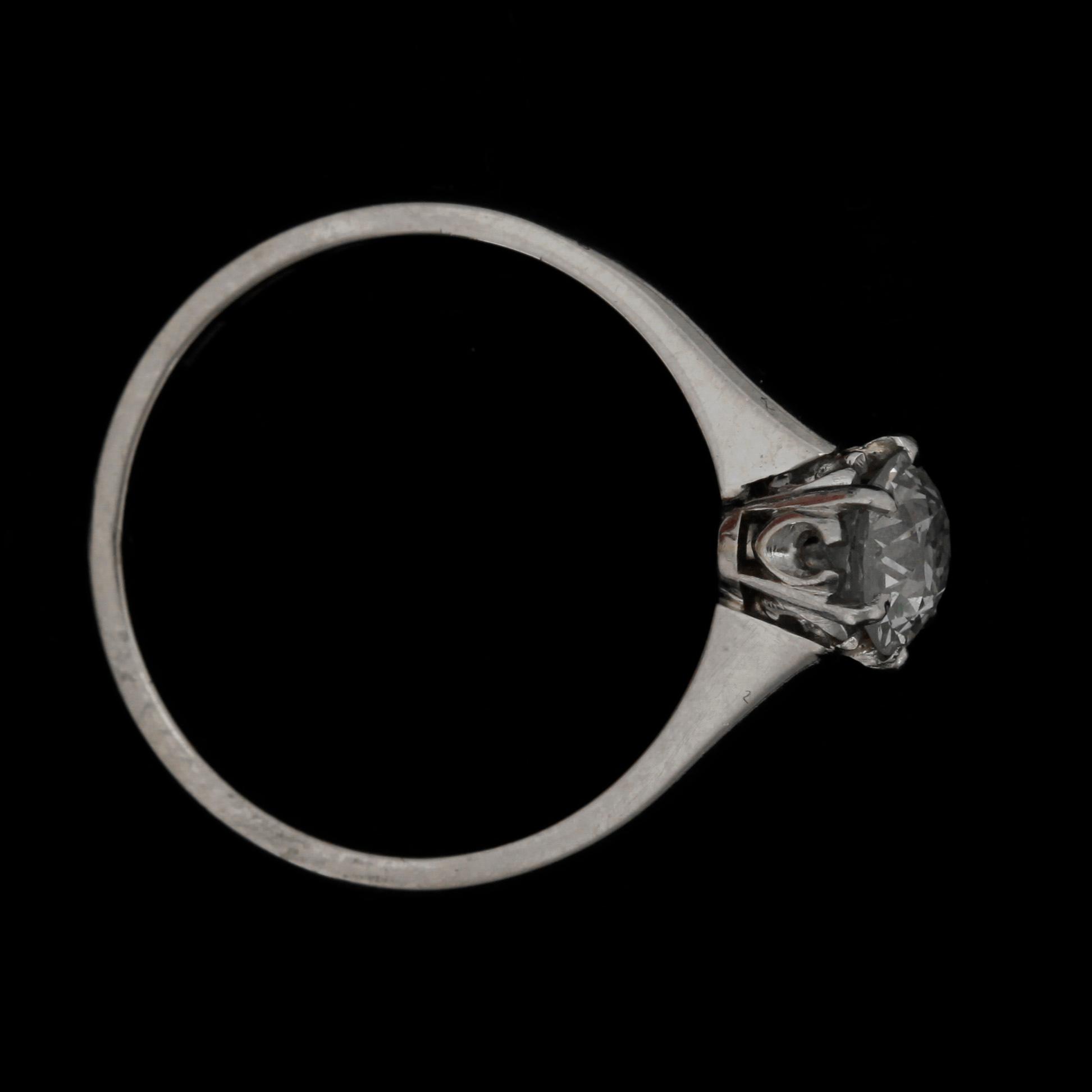 ENSTENSRING, vitguld 18k, gammalslipad diamant, Erik Thomassons Guld, Stockholm, troligen 1948. Vikt ca 2 gram.