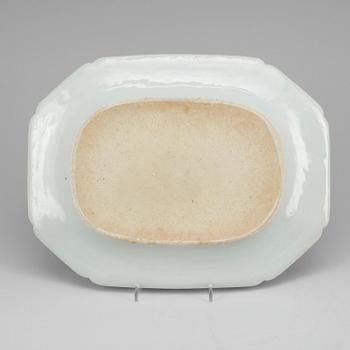 STEKFAT, porslin, Kina, Qianlong, 1700-tal.