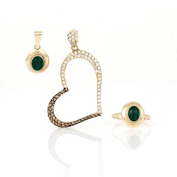 PARTI SMYCKEN, 3 st, 14K guld med bruna och vita diamanter och malakit. Total vikt ca 7,11 g.