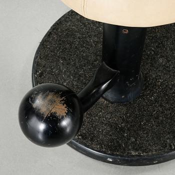 A "Globe" sofa by Peter Opsvik for Stokke Møbler, model in production from approx 1985.