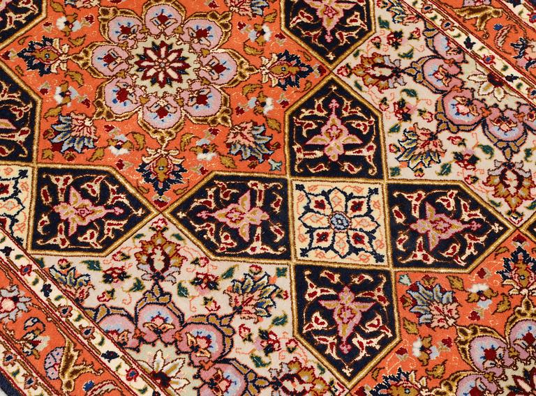 A part silk Tabriz runner, so called 50 Raj, approx. 300 x 77 cm.