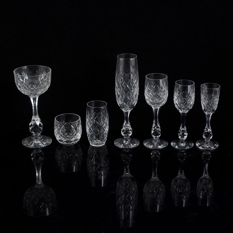 GLASSERVIS, "Pompadour", Fritz Kallenberg, Kosta Boda, 1900-talets andra hälft.