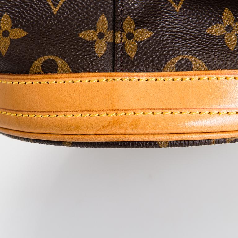 Louis Vuitton, A Monogram 'Bucket' Bag with pochette.