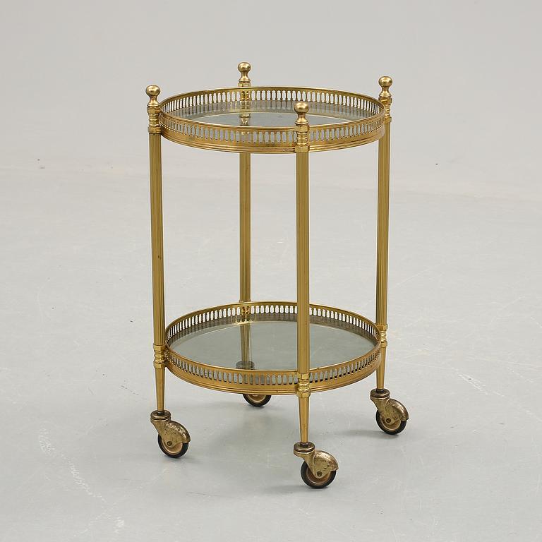 SERVERINGSVAGN, 1900-talets andra hälft.