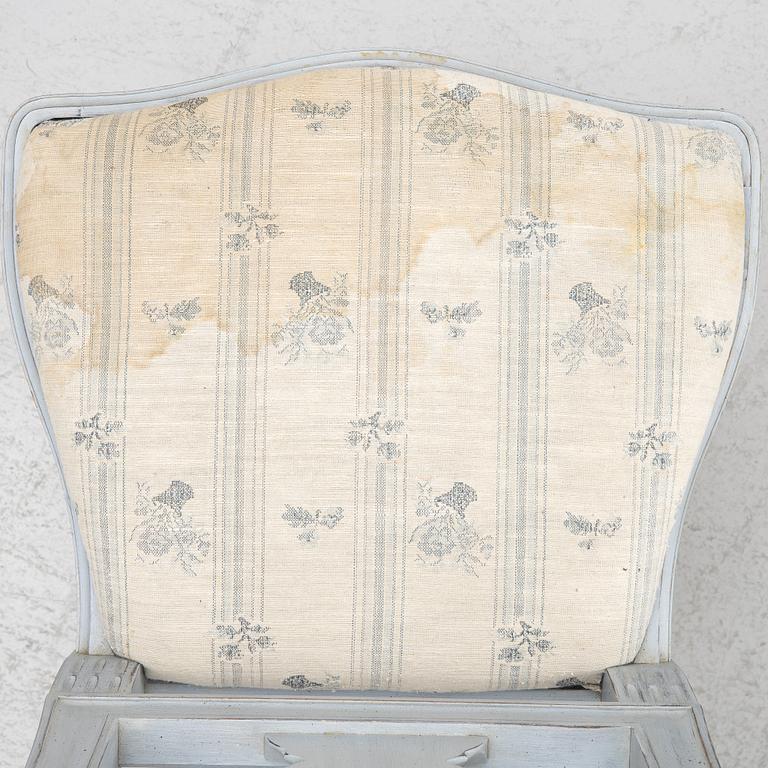 Stolar, 8, st gustaviansk stil, 1900-tal.