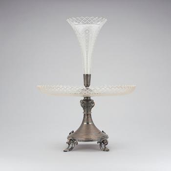 UPPSATSFAT, silver och glas. Gustaf Möllenborg, Stockholm 1875.