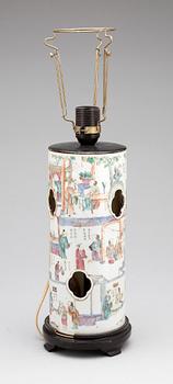 PERUKVAS, porslin, Kina, 1900-tal.