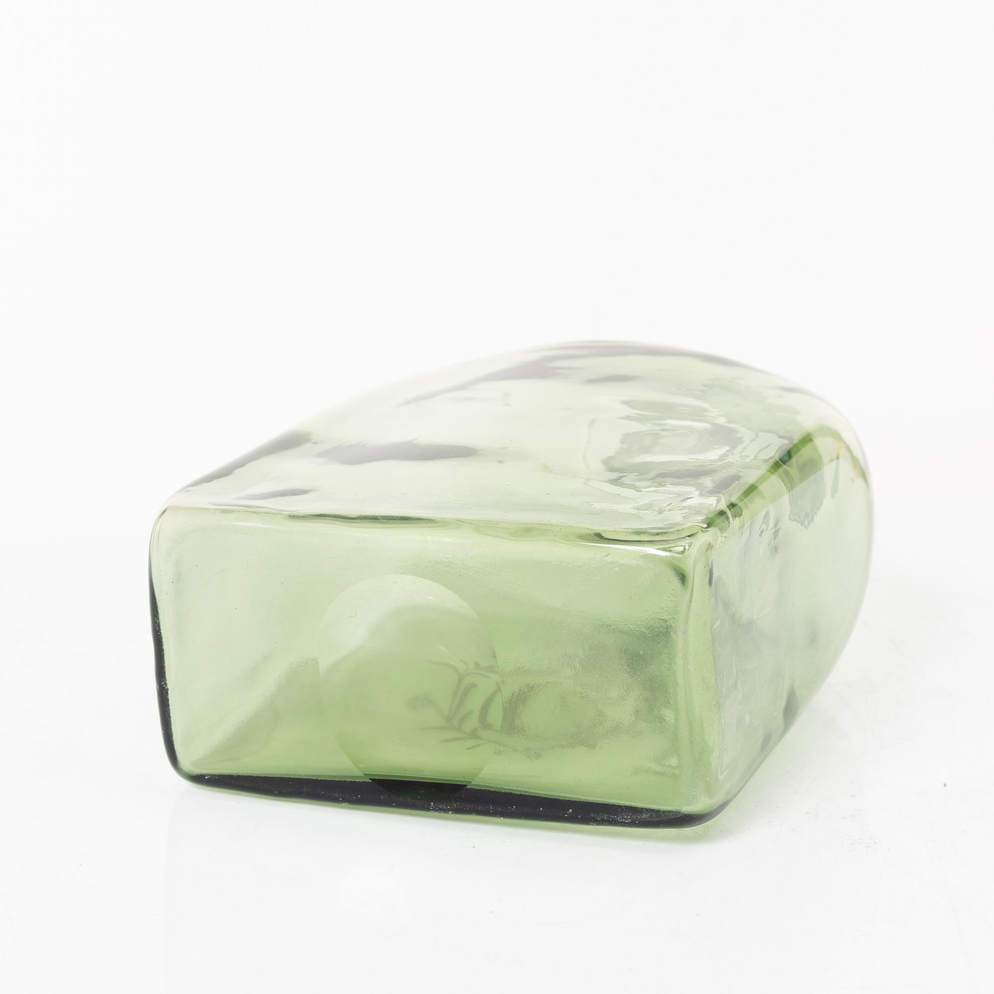 Six glass items, 18th-19th Century.