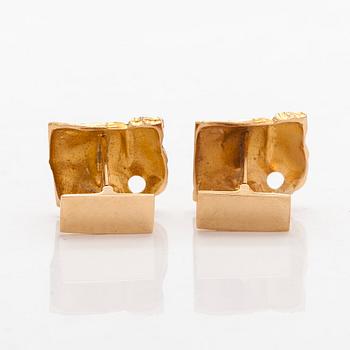 Björn Weckström, a pair of 14K gold 'Elephants' cufflinks, Lapponia 1970.