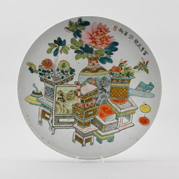 FAT, porslin, Kina, 1800-talets andra hälft.