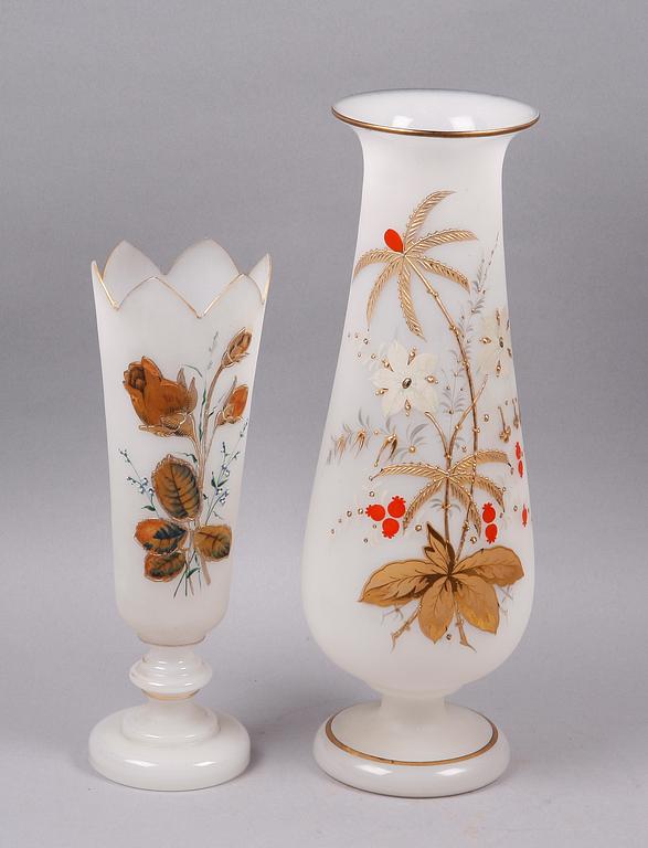 VASER, 2 st, flussglas. Sekelskiftet 1800/1900-tal.