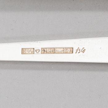 Bertel Gardberg, Aterinsarja, 42 osaa, hopeaa, "Birgitta", Hopeatehdas oy, Helsinki 1956-65.