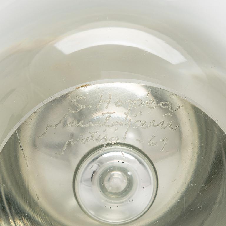 Saara Hopea, a glass vase, 'Bubble', signed S. Hopea Nuutajärvi Notsjö -61.