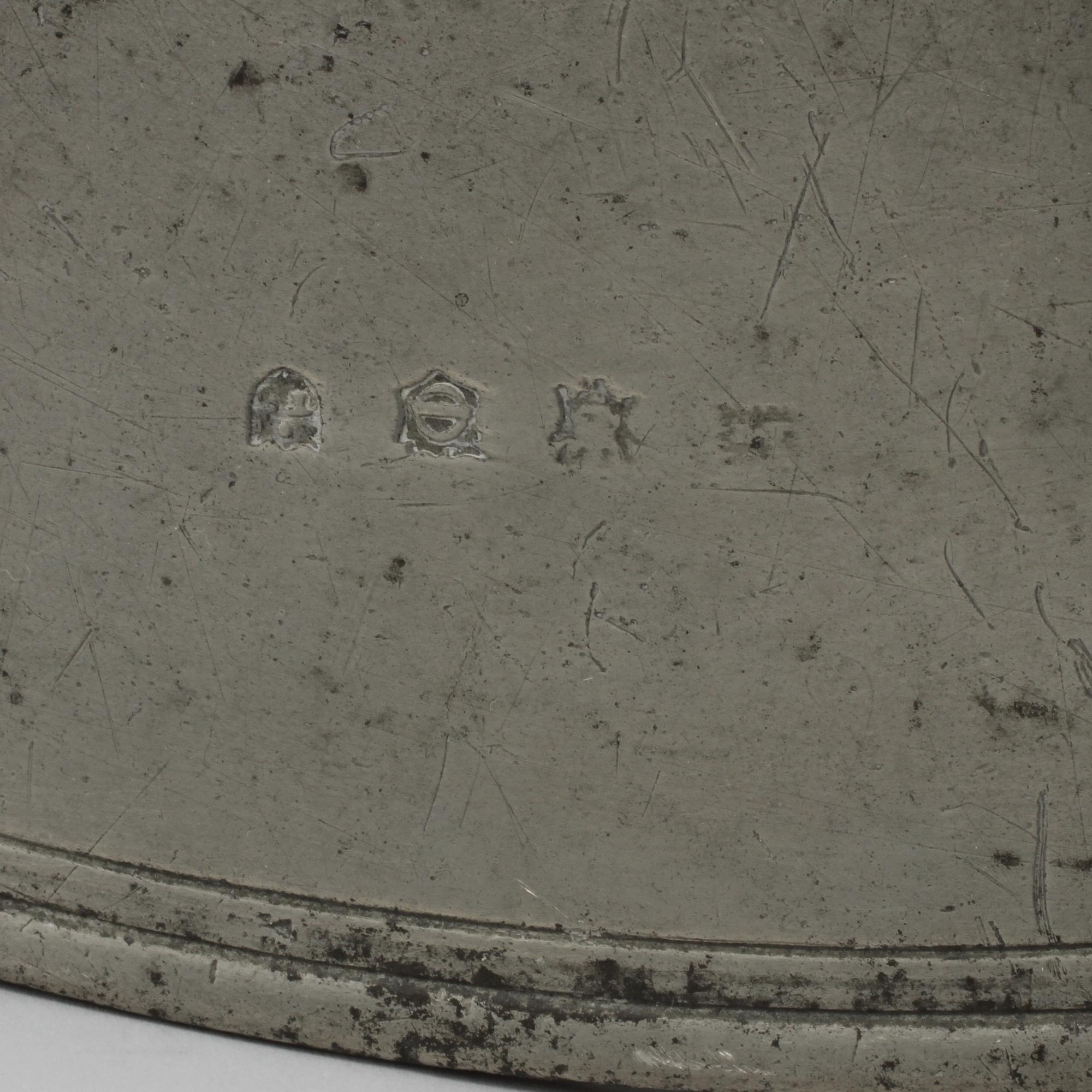 FAT, tenn, utländska stämplar, troligtvis England, 1700-tal.