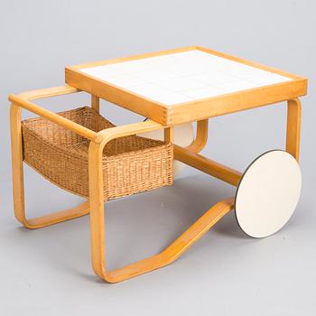 ALVAR AALTO, A 1960s '900' tea trolley for Artek, Finland.