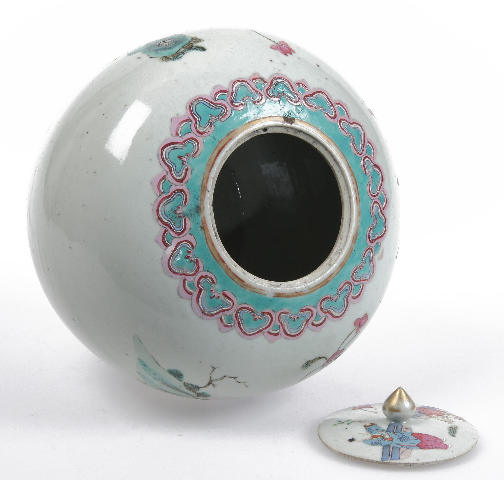 BOJAN MED LOCK, porslin, Kina 1800-tal.