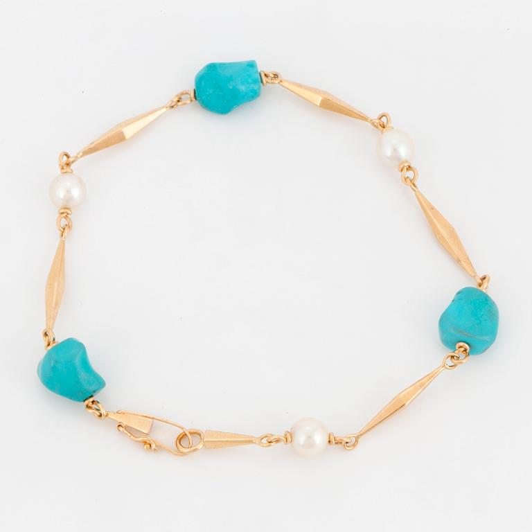 BRACELET, 18K gold, turquoise and cultured pearls.