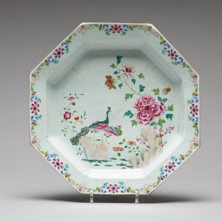 A famille rose 'double peacock' tureen with cover and stand, Qing dynasty (1662-1722).