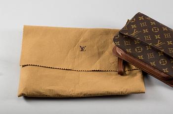 VÄSKA , Louis Vuitton.