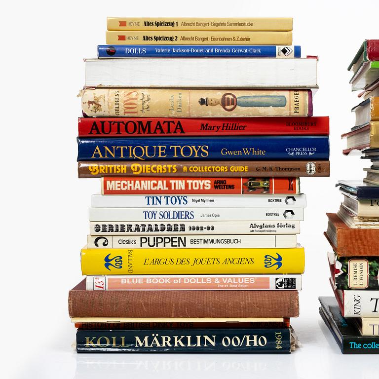 Books, toy literature, approx. 50 books/booklets.