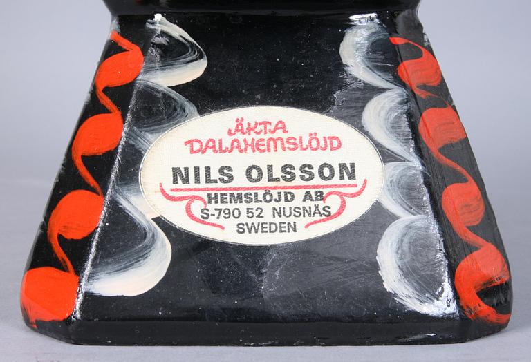 DALATUPP, trä, etikettmärkt "NILS OLSSON HEMSLÖJD AB".